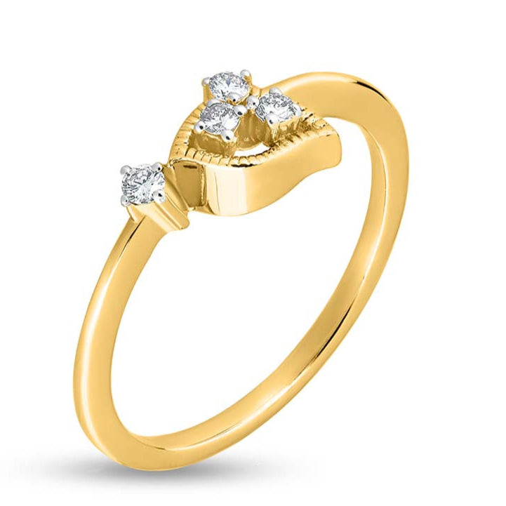 Pristine Petal Brilliance Ring