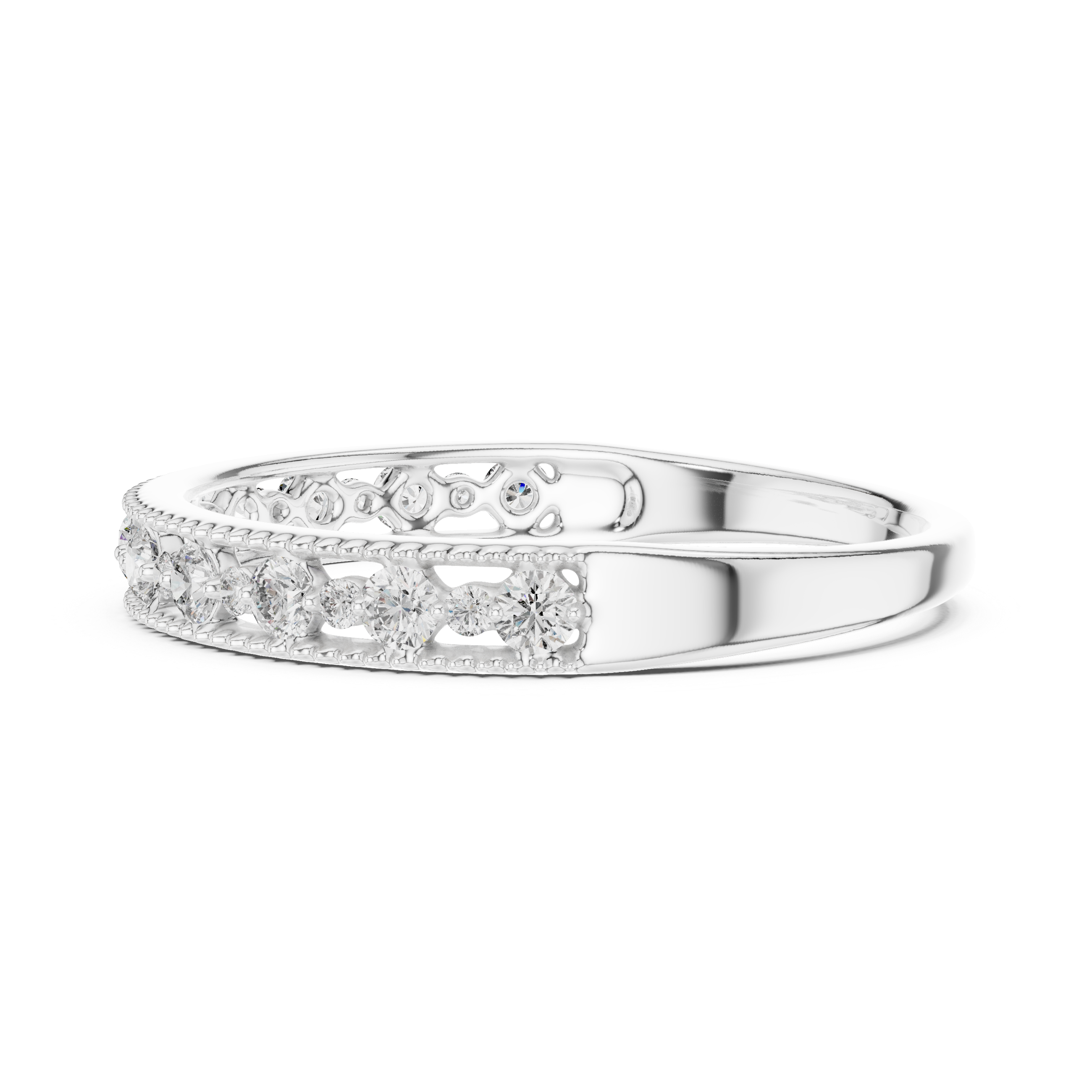 Band with delicate milgrain edges and graduated round-cut diamonds.
