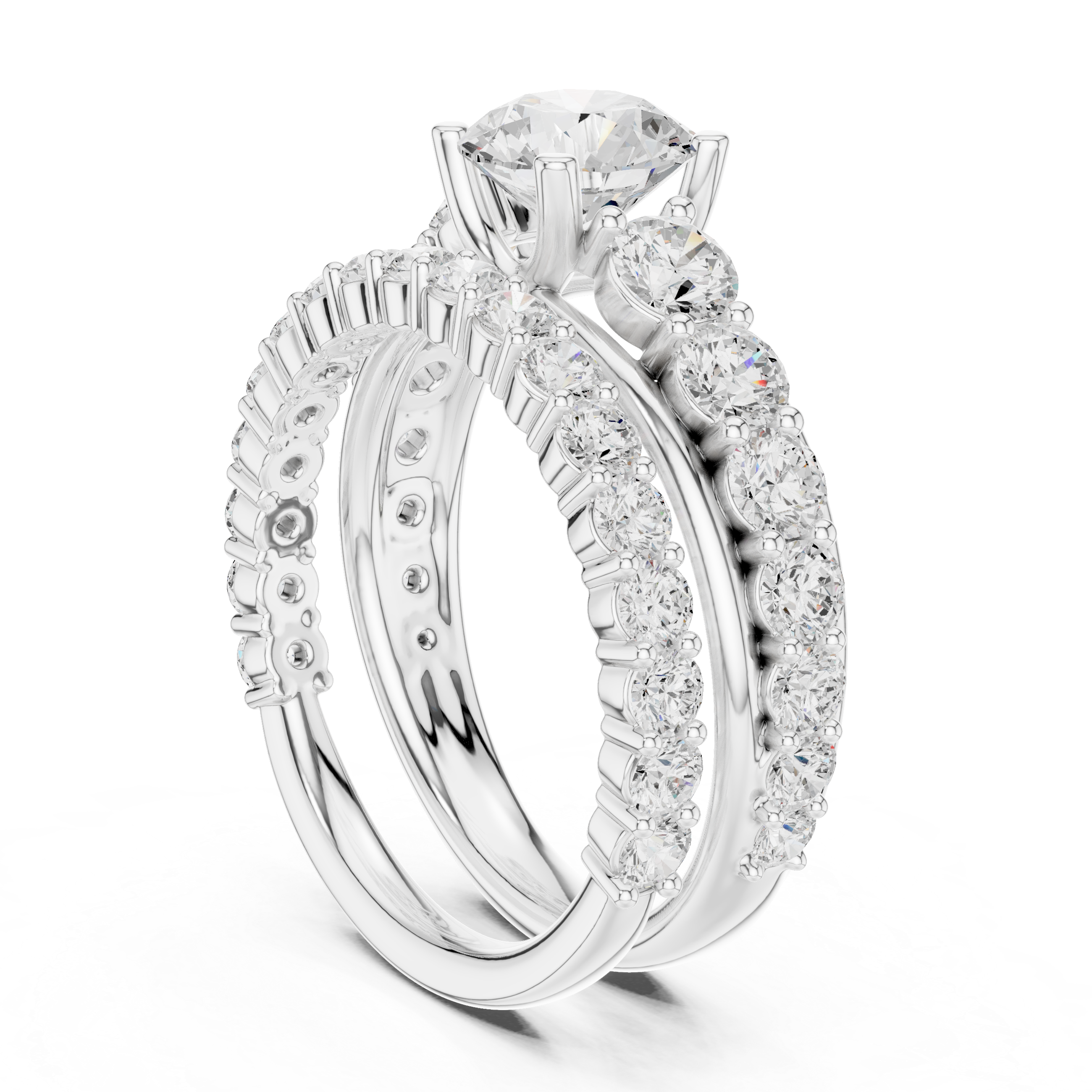Round-Cut Diamond Halo Ring with Graduated Pav‚ Band