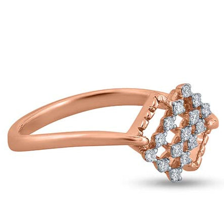 Symmetry Entwined Radiance Ring